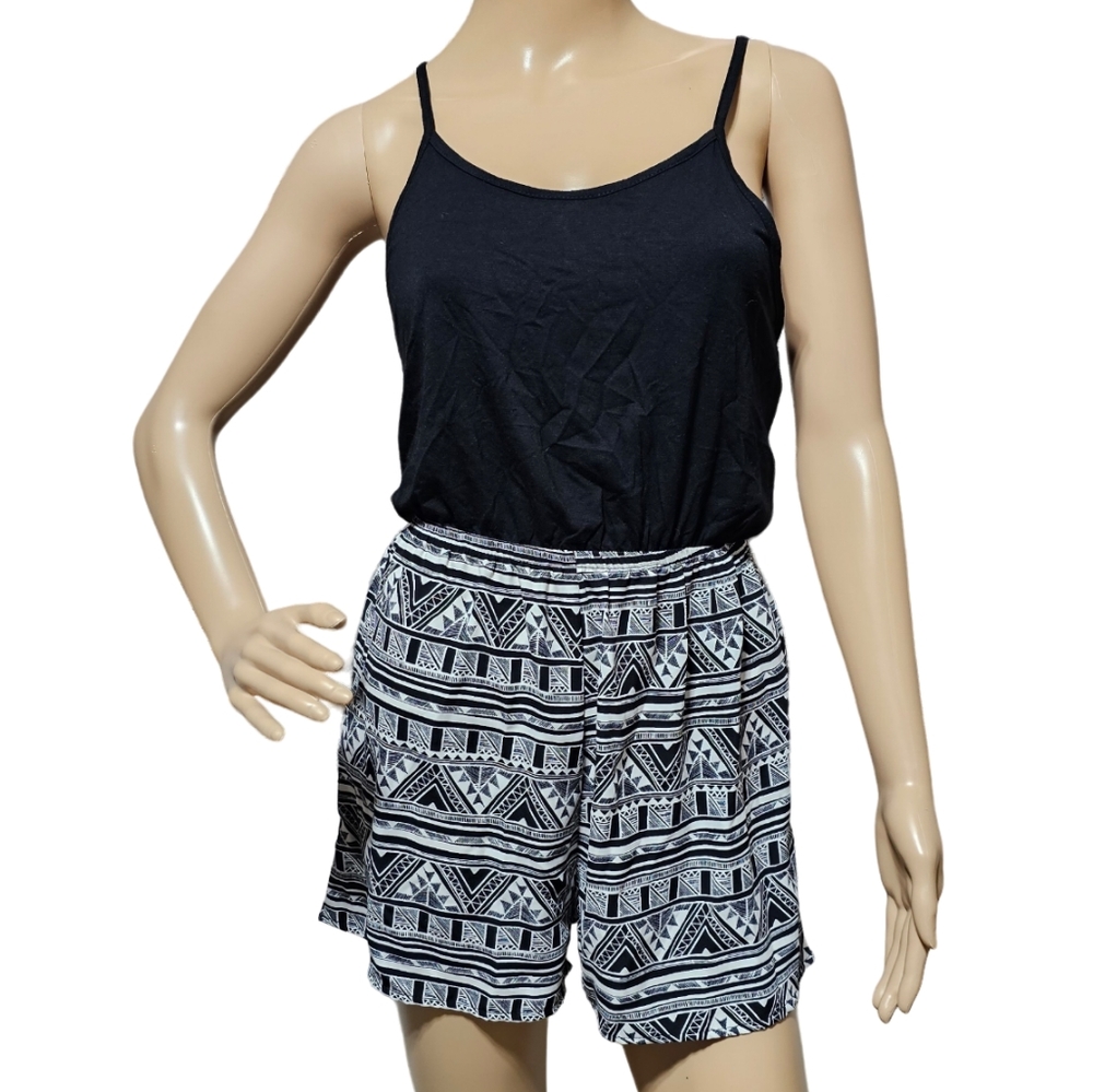 NWT Women's Black & White One Piece Summer Outfit